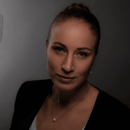 https://cdn.gdch.de/prod/csm_Anne_Hachmann_web_5c90476e59_7053bd8c63.png