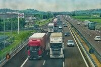 https://cdn.gdch.de/prod/csm_Autobahn_pixabay_087d0bee02_84af013b4f.jpg