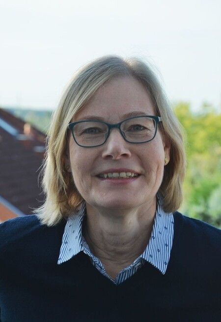 https://cdn.gdch.de/prod/csm_Portrait2019_red_84988f6bc7_3f1244d144.jpg